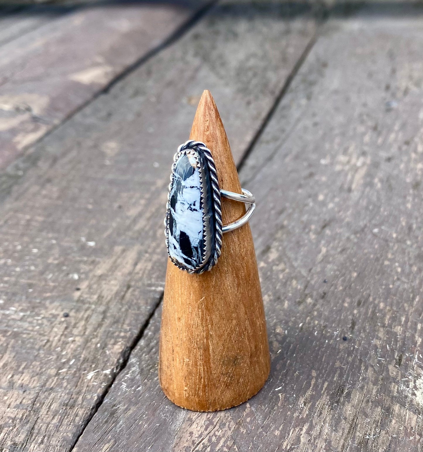 White Buffalo Split Shank Ring