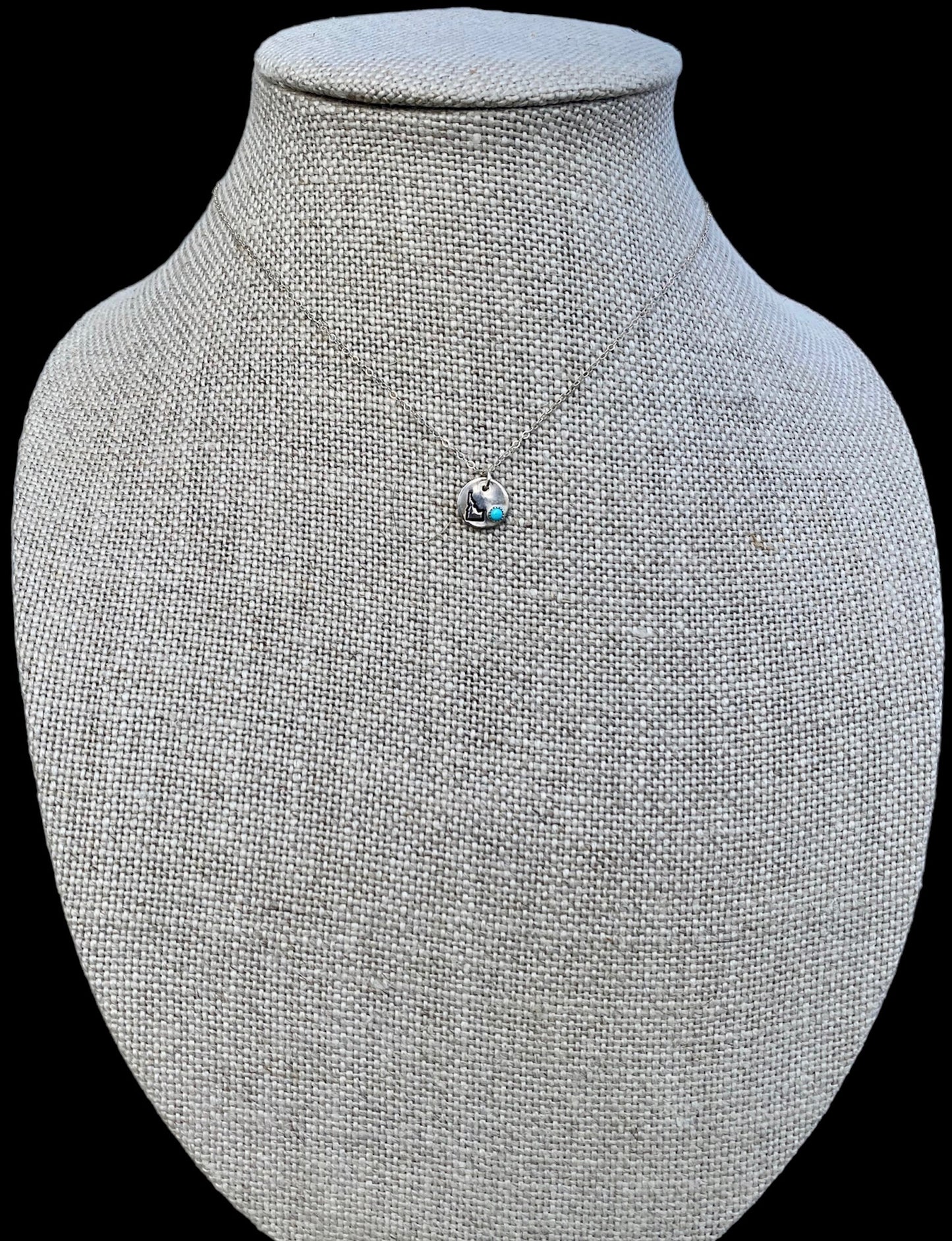 Kingman Turquoise Idaho Necklace